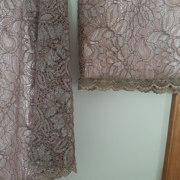 'B-J-C' Mother of the Bride/Groom size 14 lace suit - Picture 7 of 12